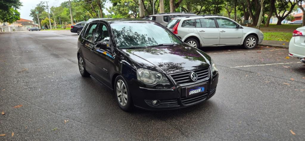 VOLKSWAGEN Polo Hatch - Foto