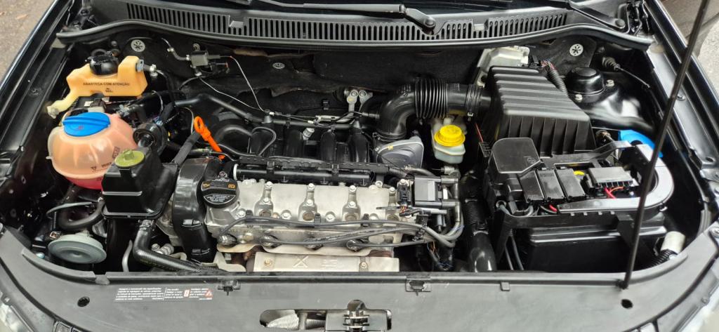 VOLKSWAGEN Polo Hatch - Foto