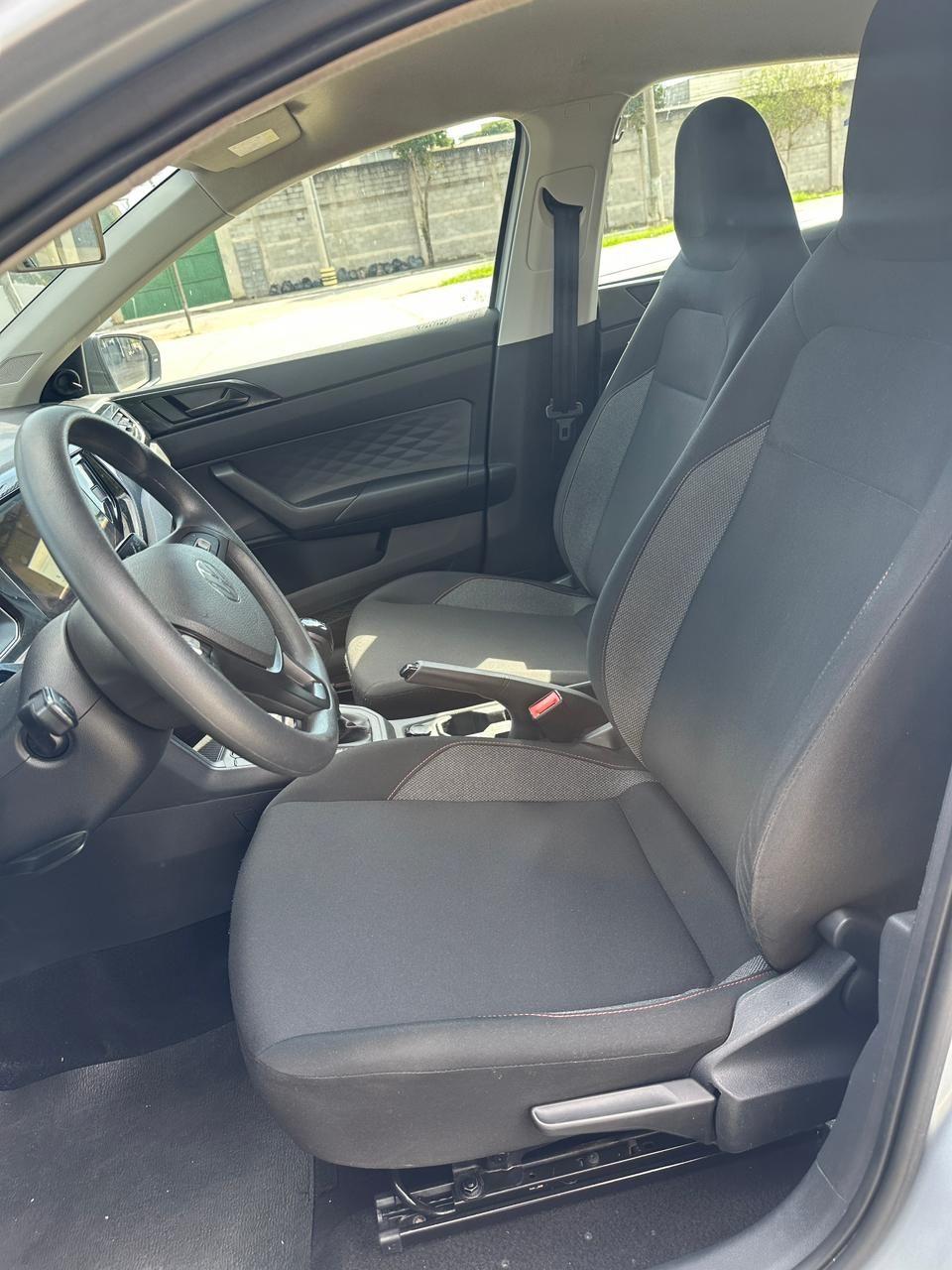 VOLKSWAGEN Polo Hatch - Foto