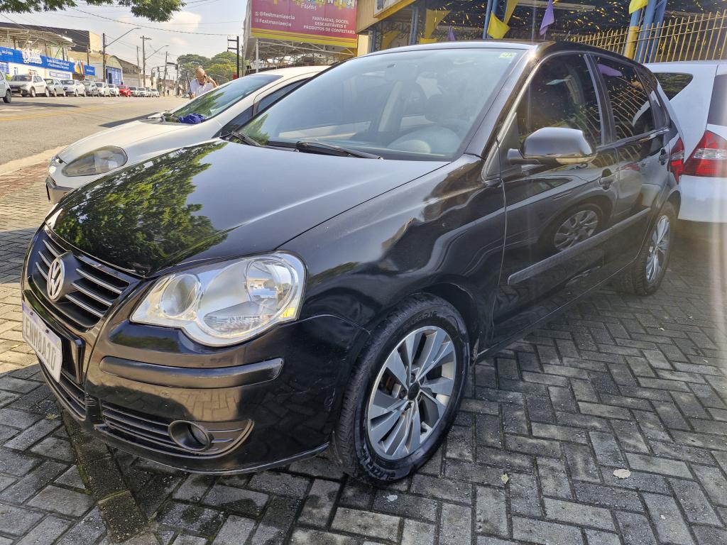 VOLKSWAGEN Polo Hatch - Foto