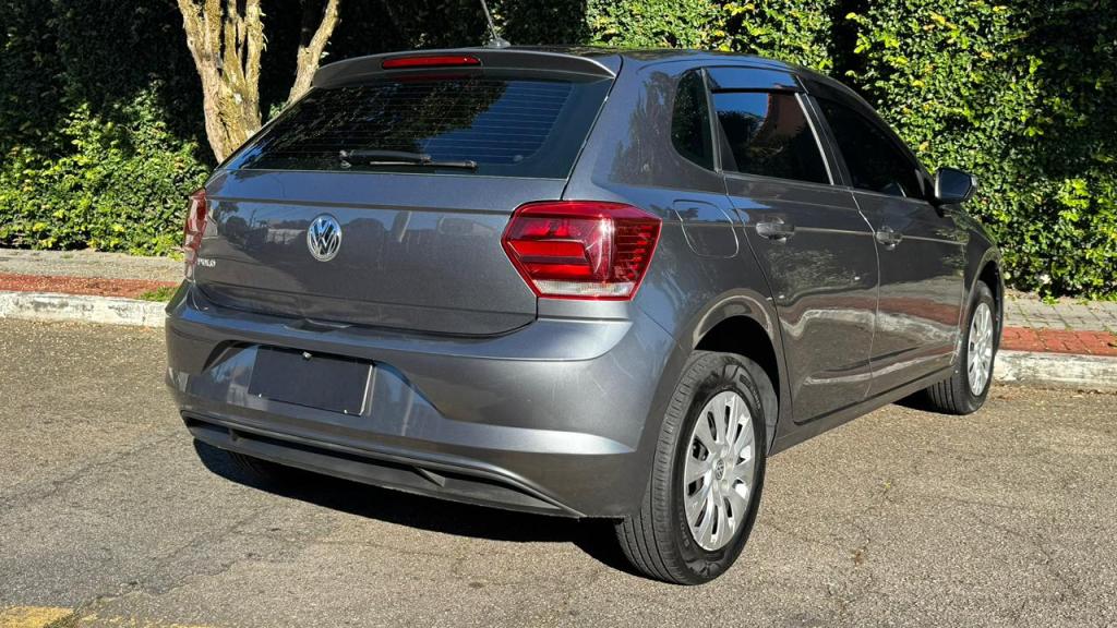 VOLKSWAGEN Polo Hatch - Foto