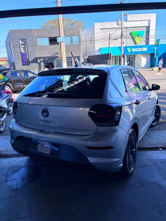 VOLKSWAGEN Polo Hatch - Foto
