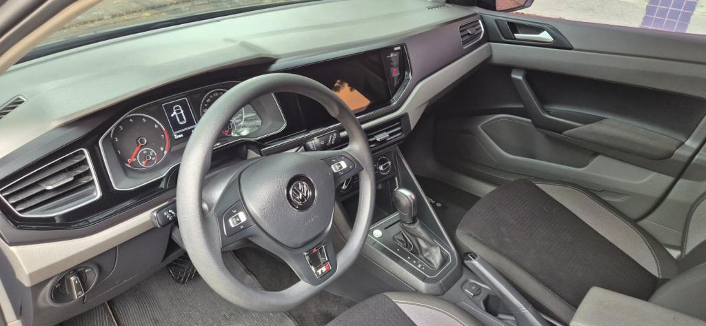 VOLKSWAGEN Polo Hatch - Foto