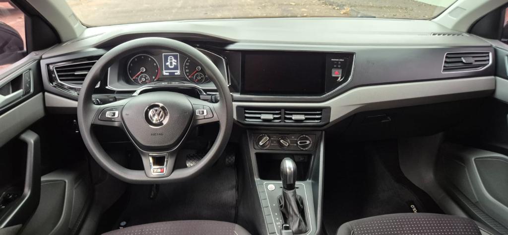 VOLKSWAGEN Polo Hatch - Foto