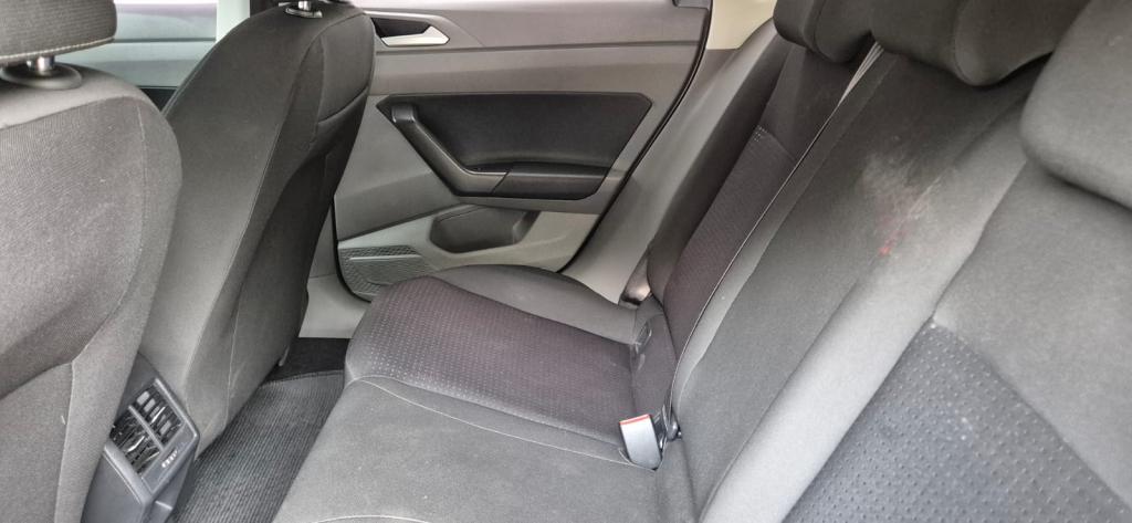 VOLKSWAGEN Polo Hatch - Foto