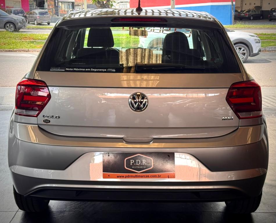 VOLKSWAGEN Polo Hatch - Foto