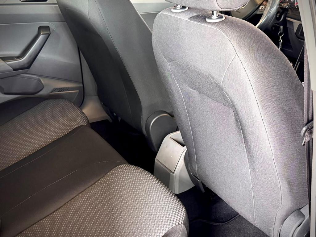 VOLKSWAGEN Polo Hatch - Foto