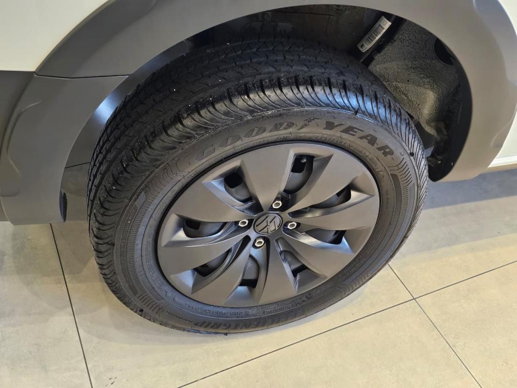 VOLKSWAGEN Saveiro - Foto