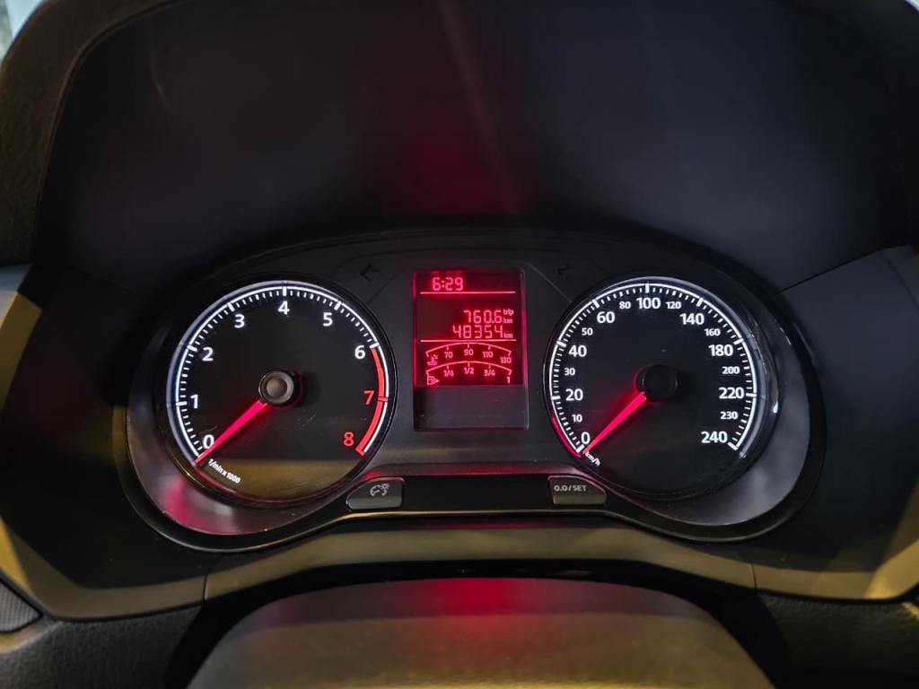 VOLKSWAGEN Saveiro - Foto