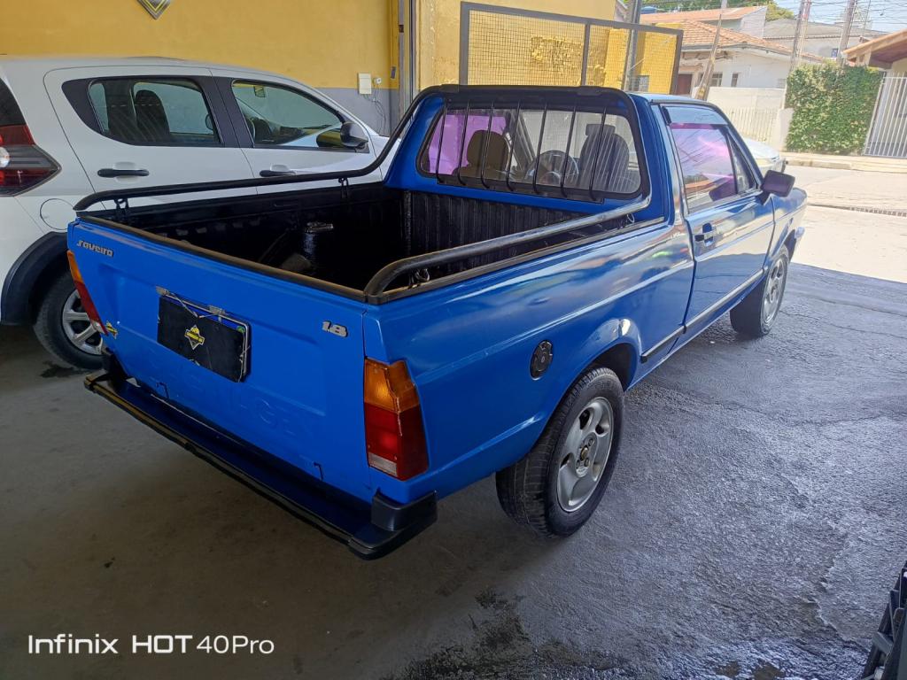 VOLKSWAGEN Saveiro - Foto