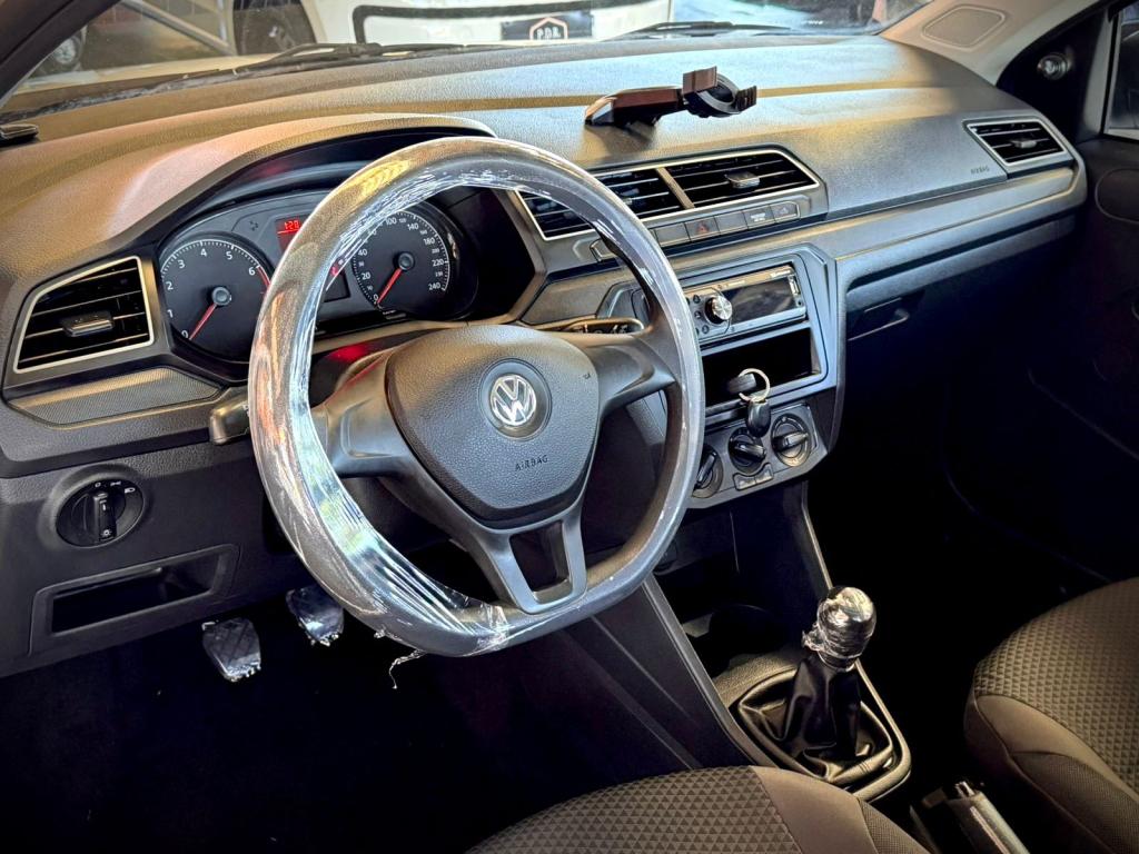 VOLKSWAGEN Saveiro - Foto