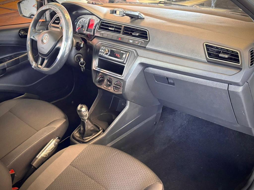 VOLKSWAGEN Saveiro - Foto