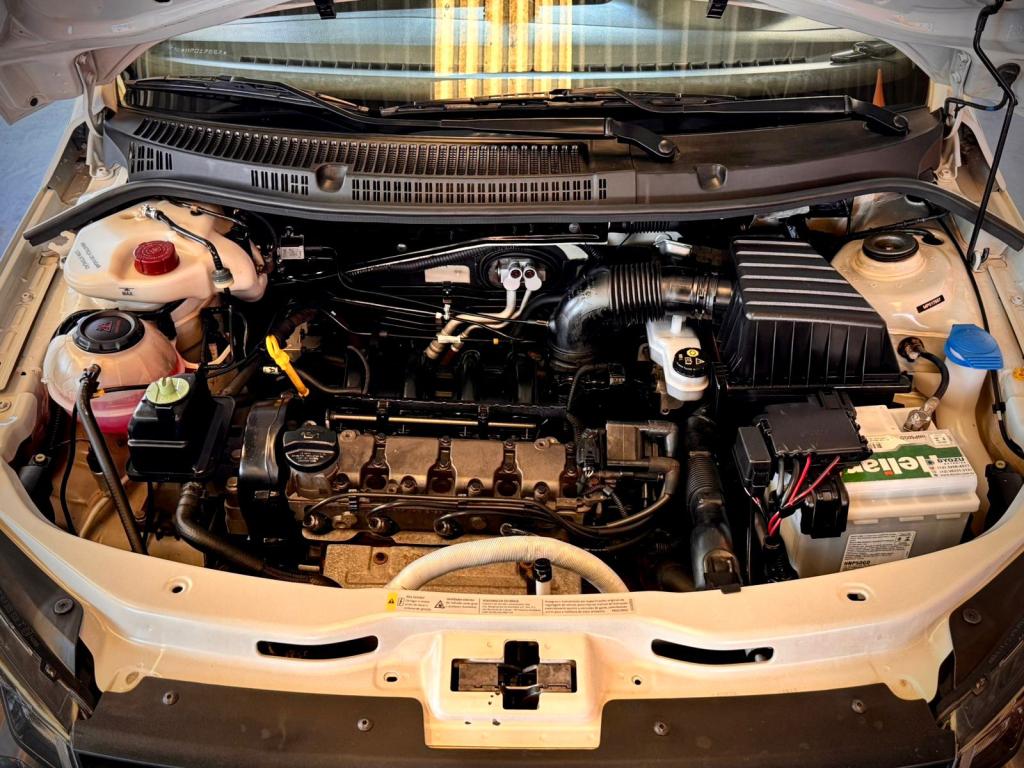 VOLKSWAGEN Saveiro - Foto