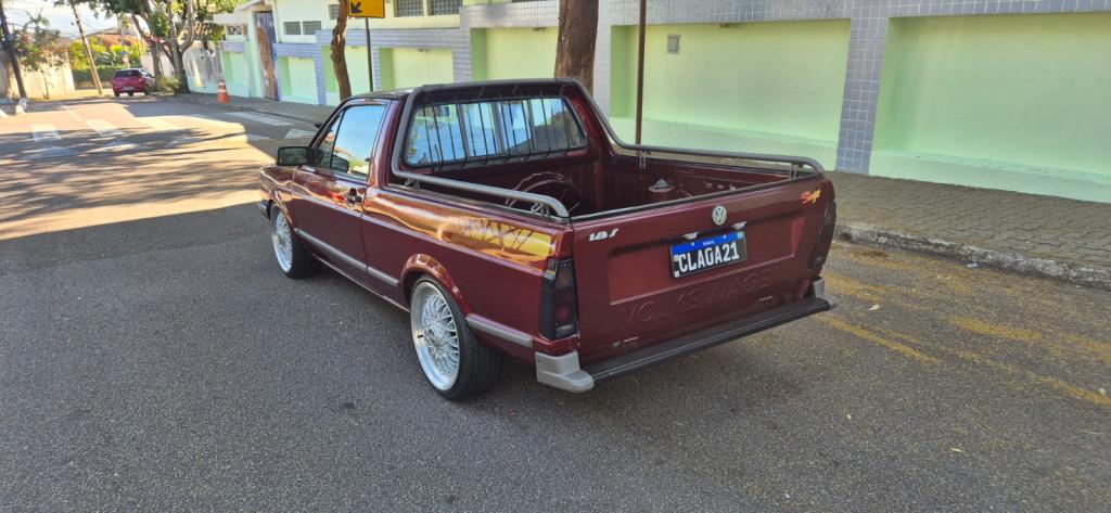 VOLKSWAGEN Saveiro - Foto