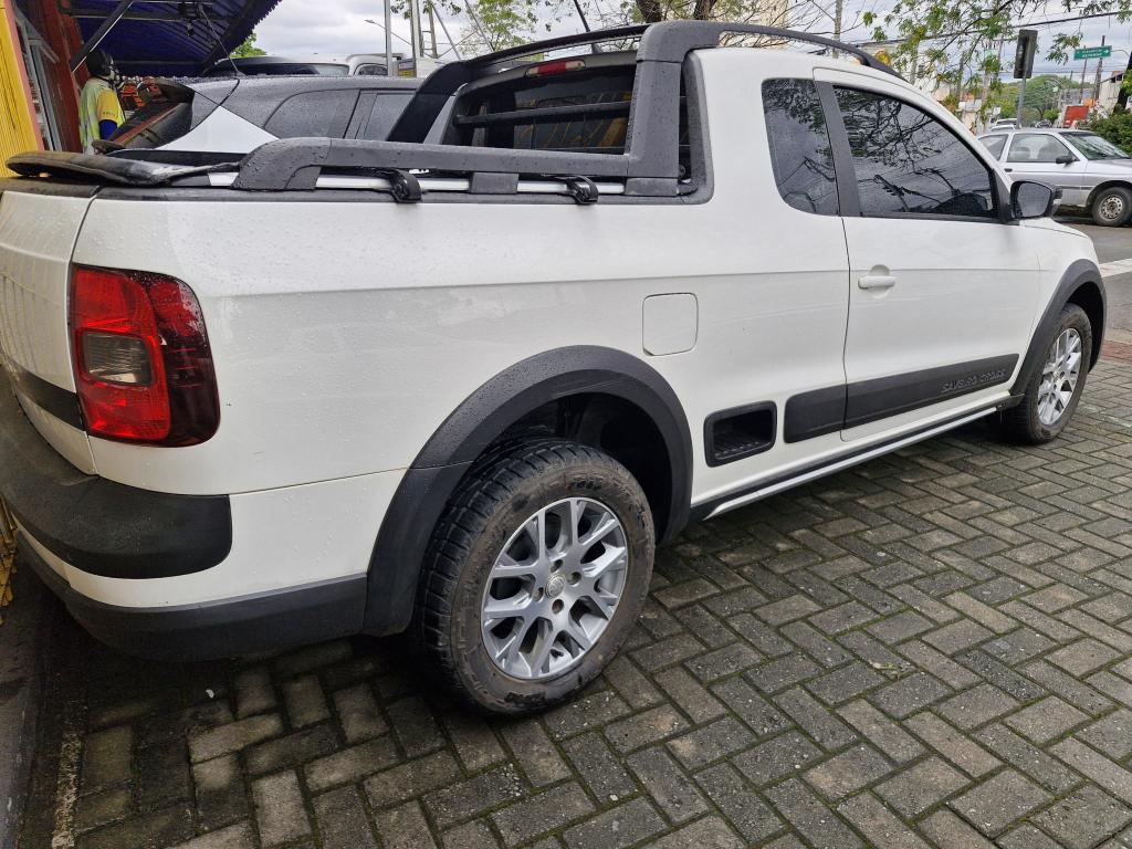 VOLKSWAGEN Saveiro - Foto