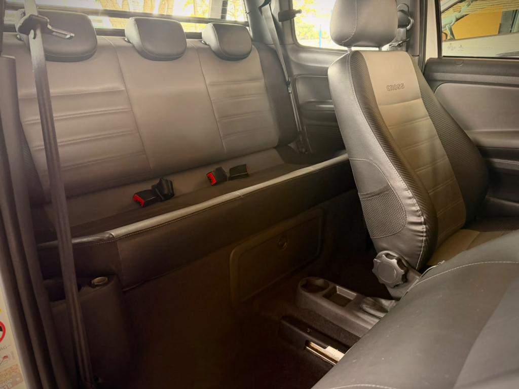 VOLKSWAGEN Saveiro - Foto