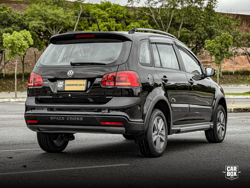 VOLKSWAGEN Space Cross - Foto