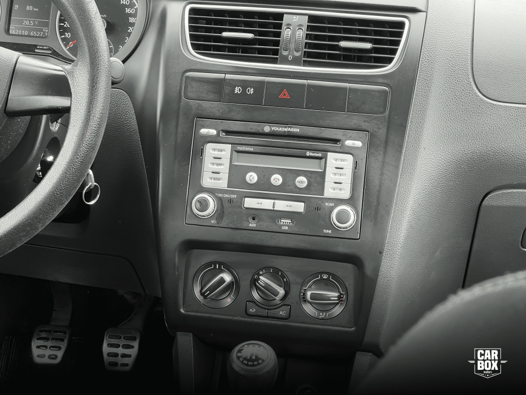 VOLKSWAGEN Space Cross - Foto