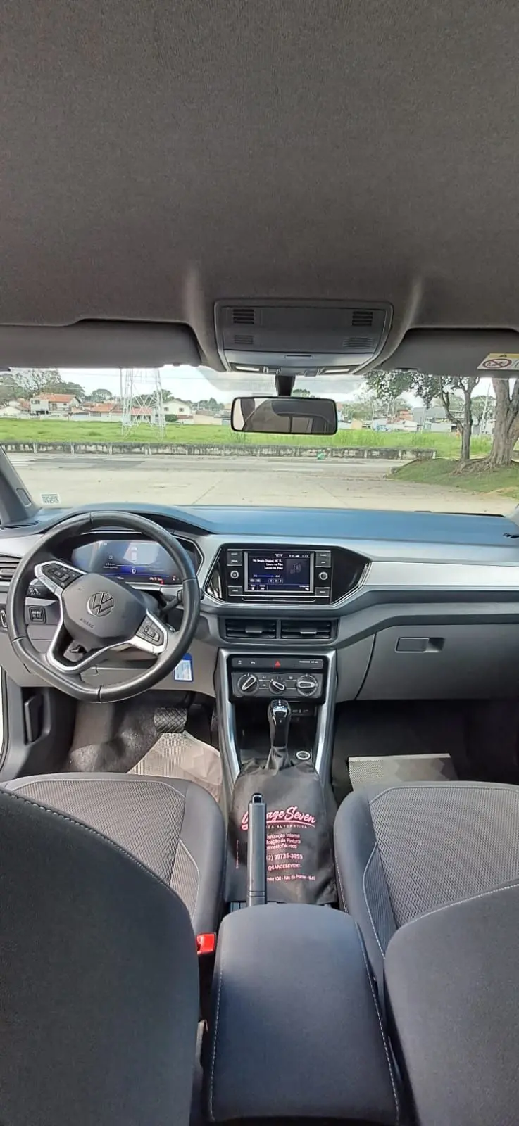 VOLKSWAGEN T-Cross - Foto