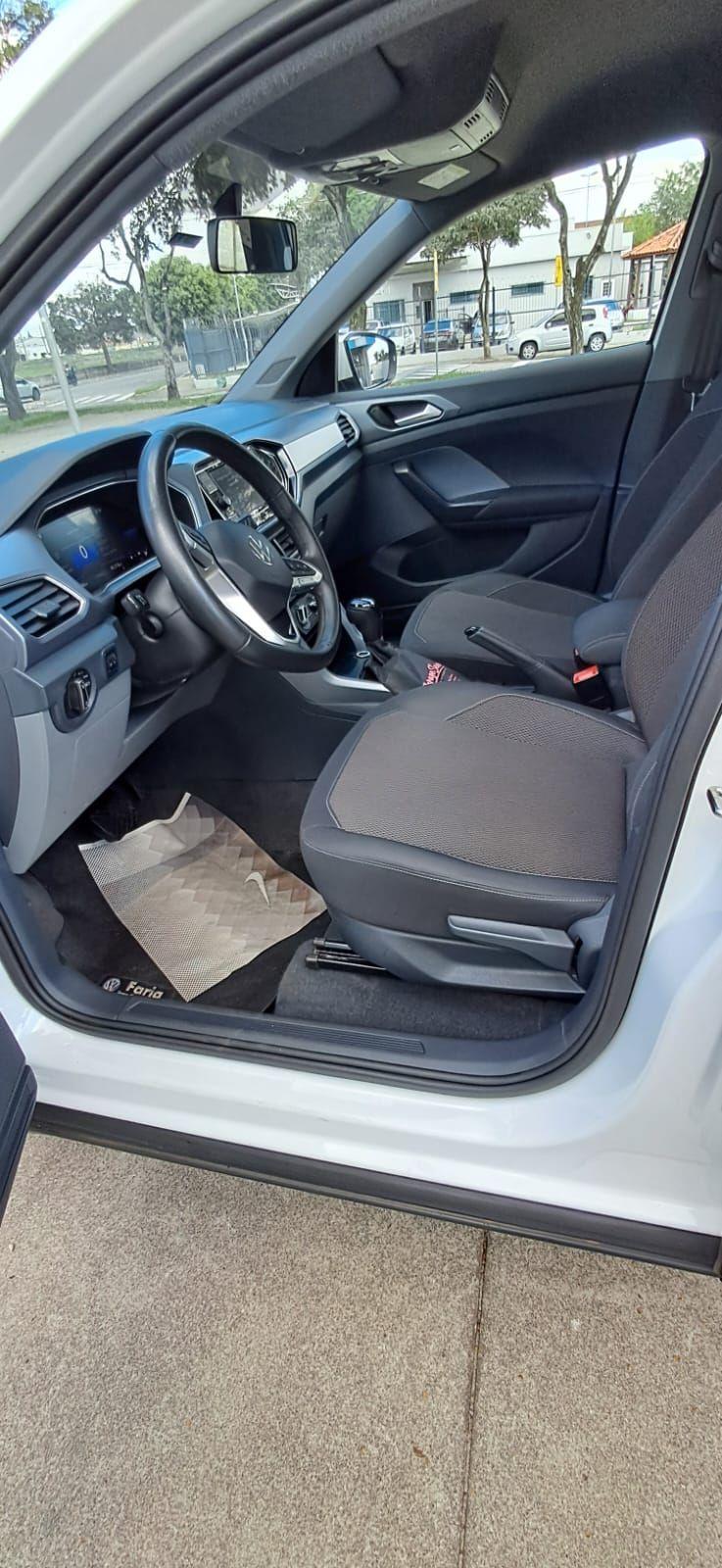 VOLKSWAGEN T-Cross - Foto