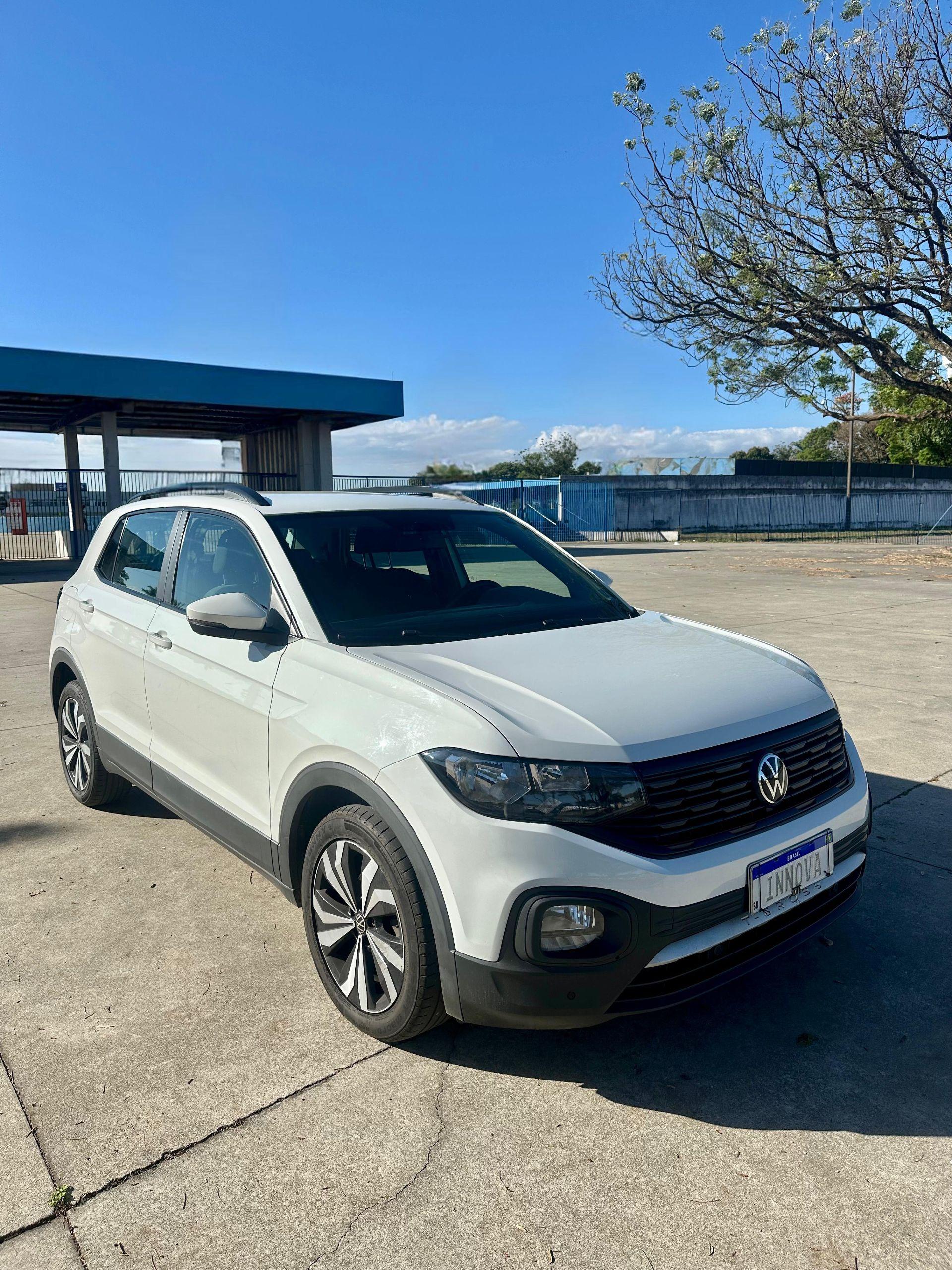 VOLKSWAGEN T-Cross - Foto