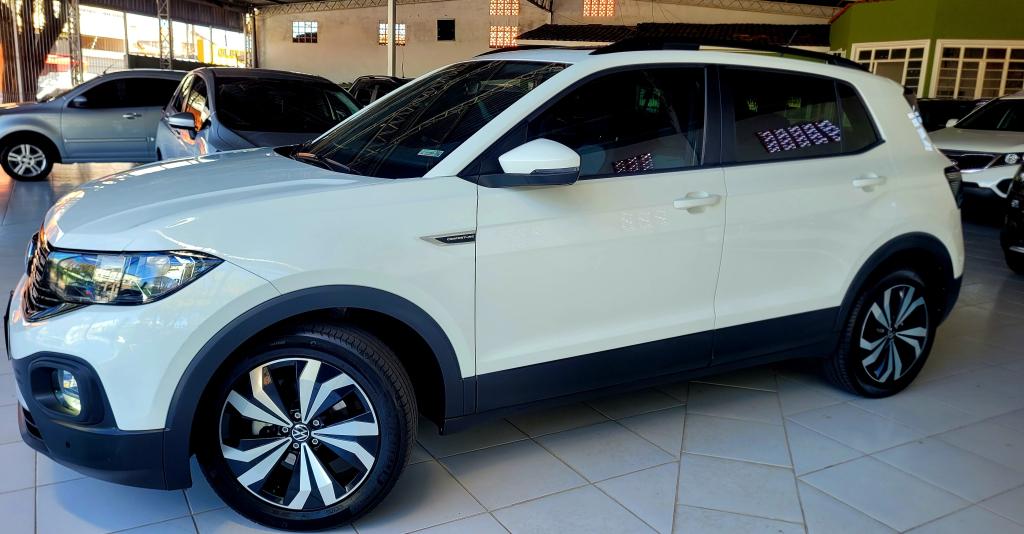 VOLKSWAGEN T-Cross - Foto