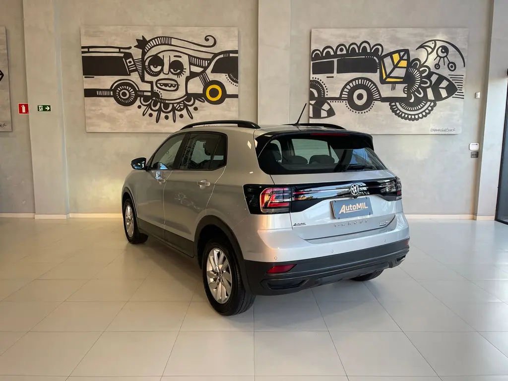 VOLKSWAGEN T-Cross - Foto