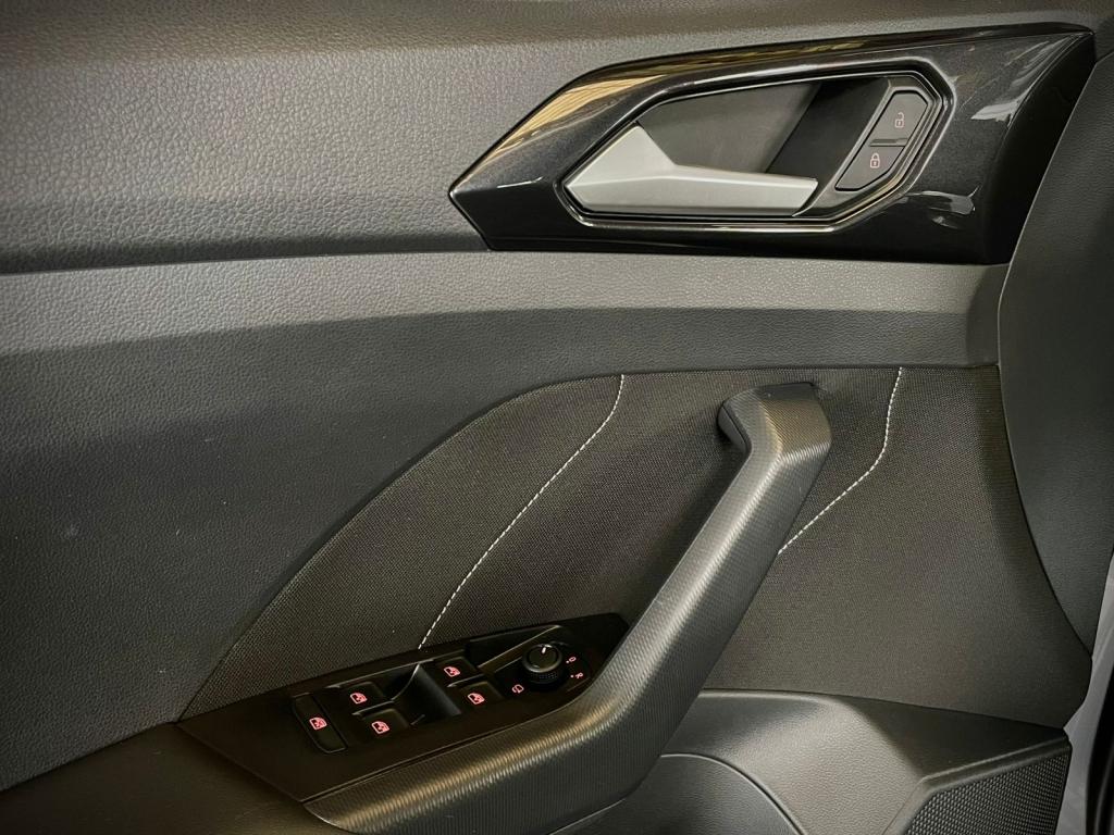 VOLKSWAGEN T-Cross - Miniatura
