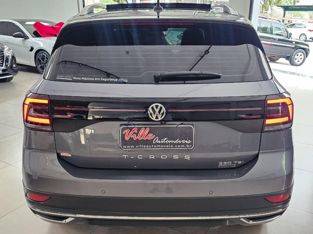 VOLKSWAGEN T-Cross - Foto