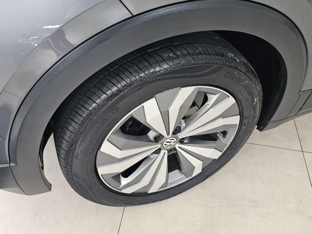 VOLKSWAGEN T-Cross - Foto