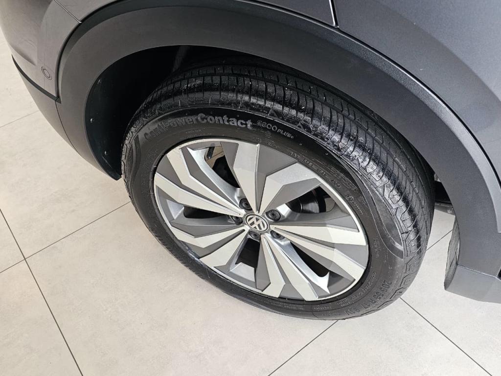 VOLKSWAGEN T-Cross - Foto
