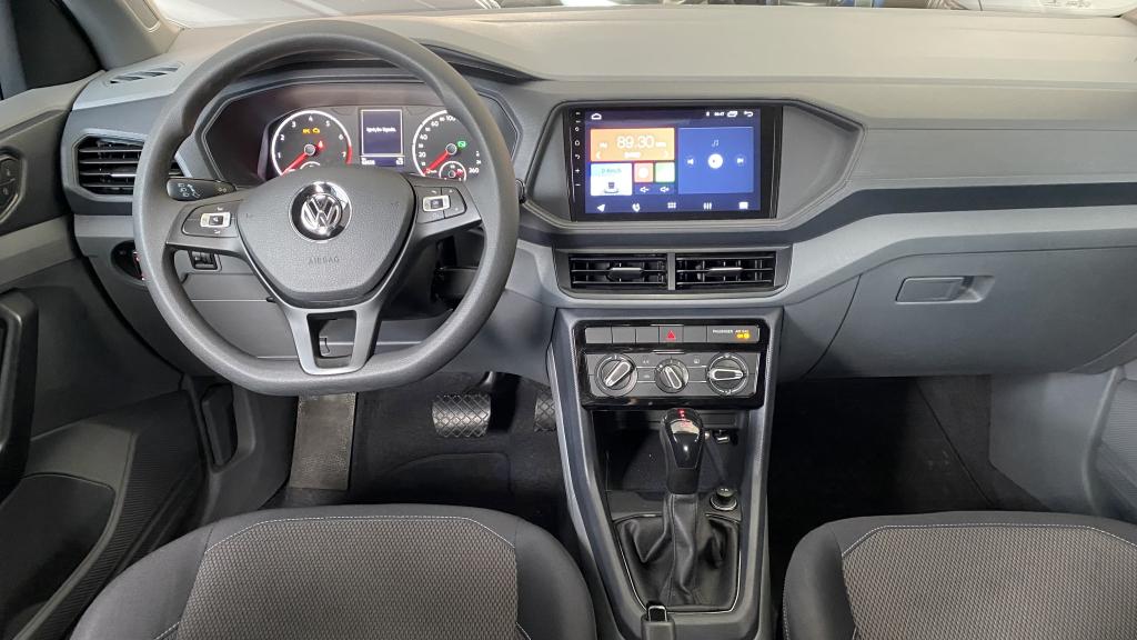 VOLKSWAGEN T-Cross - Foto
