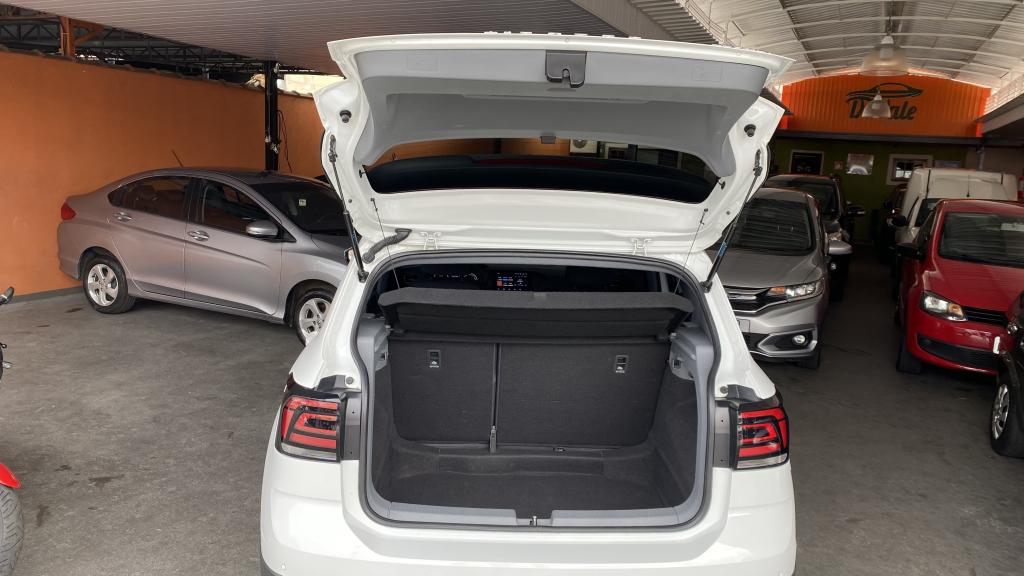 VOLKSWAGEN T-Cross - Foto