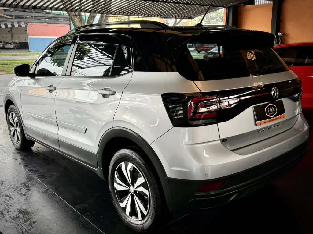 VOLKSWAGEN T-Cross - Foto