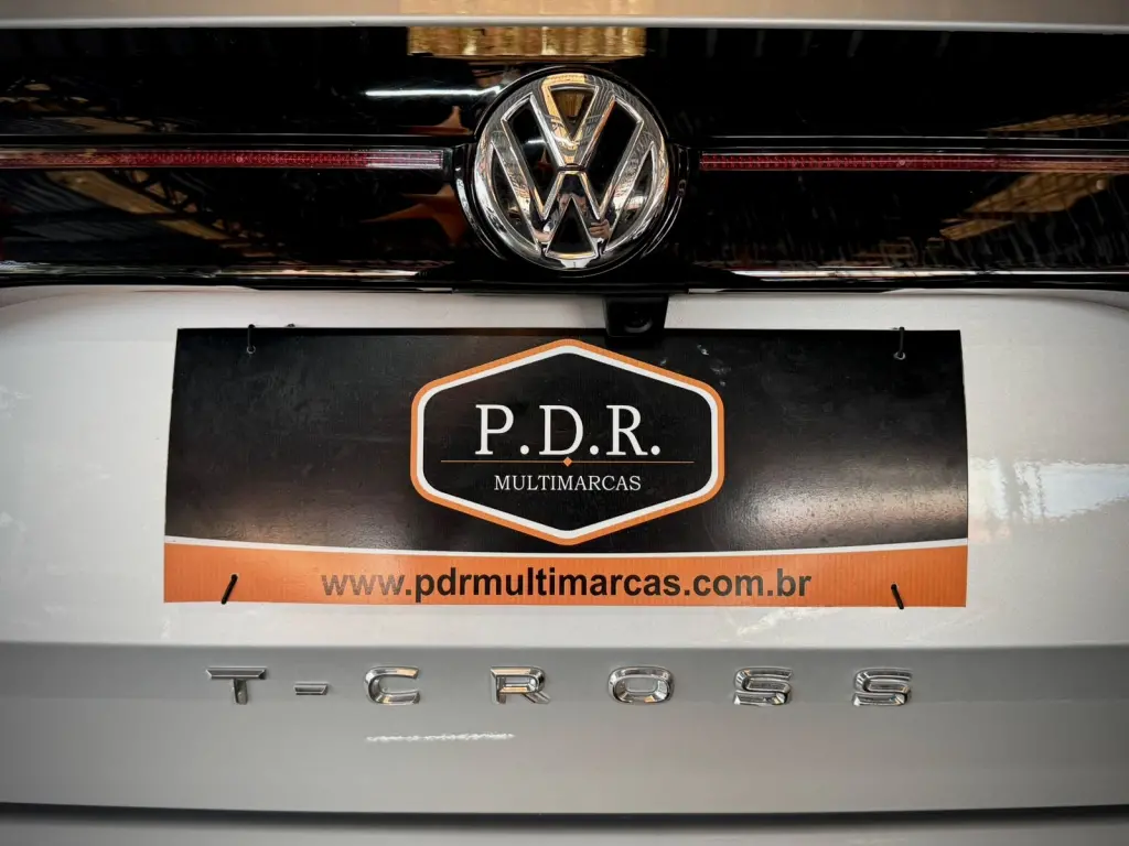 VOLKSWAGEN T-Cross - Foto