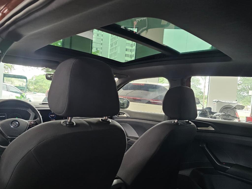 VOLKSWAGEN T-Cross - Foto