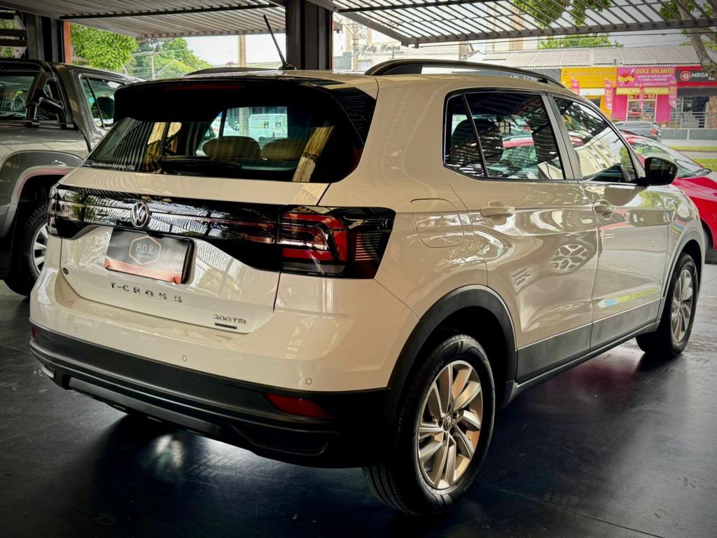 VOLKSWAGEN T-Cross - Foto