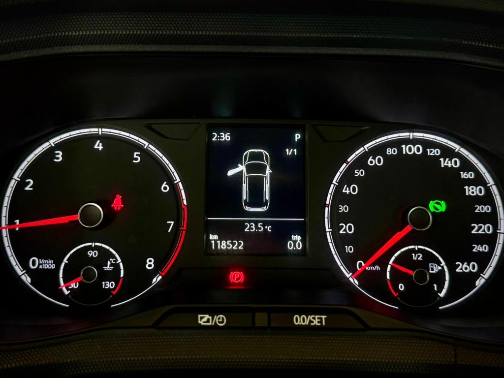 VOLKSWAGEN T-Cross - Foto