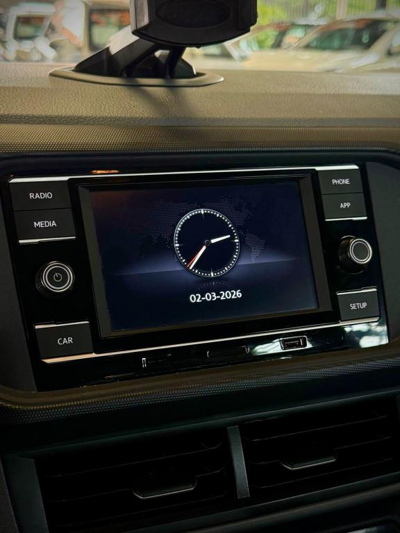 VOLKSWAGEN T-Cross - Foto