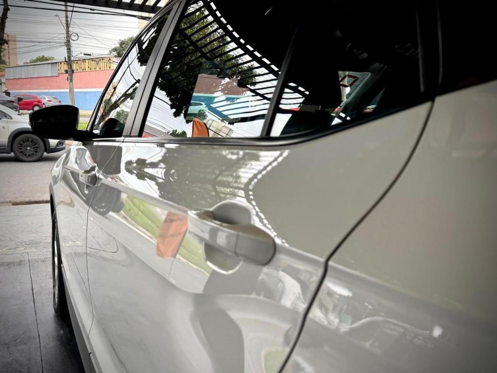 VOLKSWAGEN T-Cross - Foto