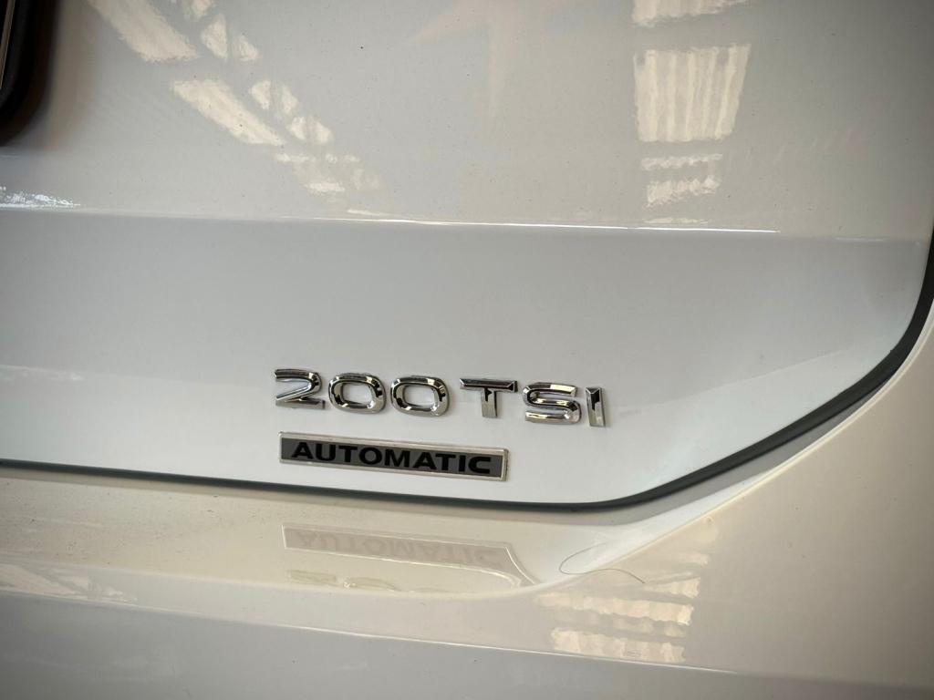 VOLKSWAGEN T-Cross - Foto