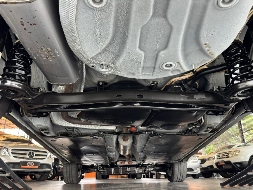 VOLKSWAGEN T-Cross - Foto