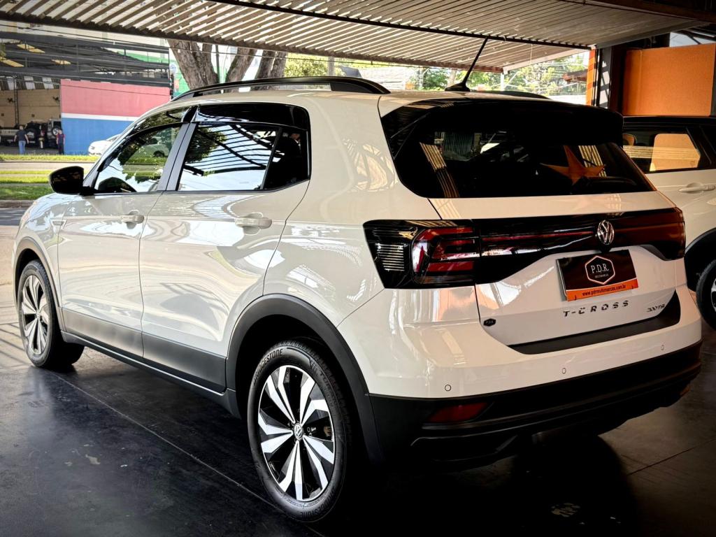 VOLKSWAGEN T-Cross - Foto
