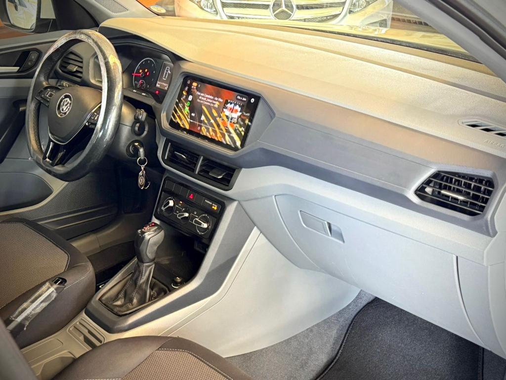 VOLKSWAGEN T-Cross - Foto