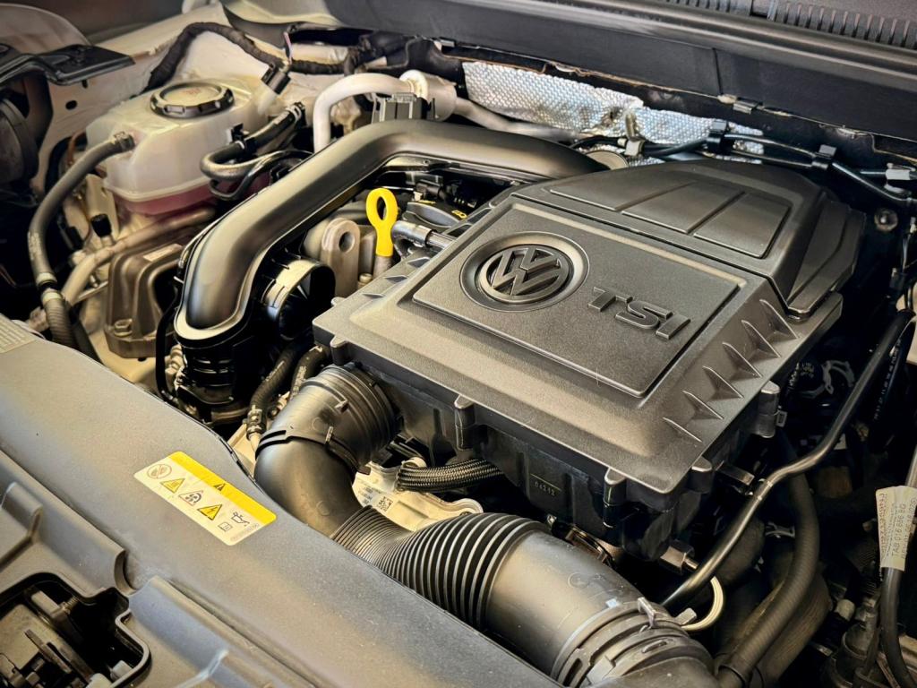 VOLKSWAGEN T-Cross - Foto