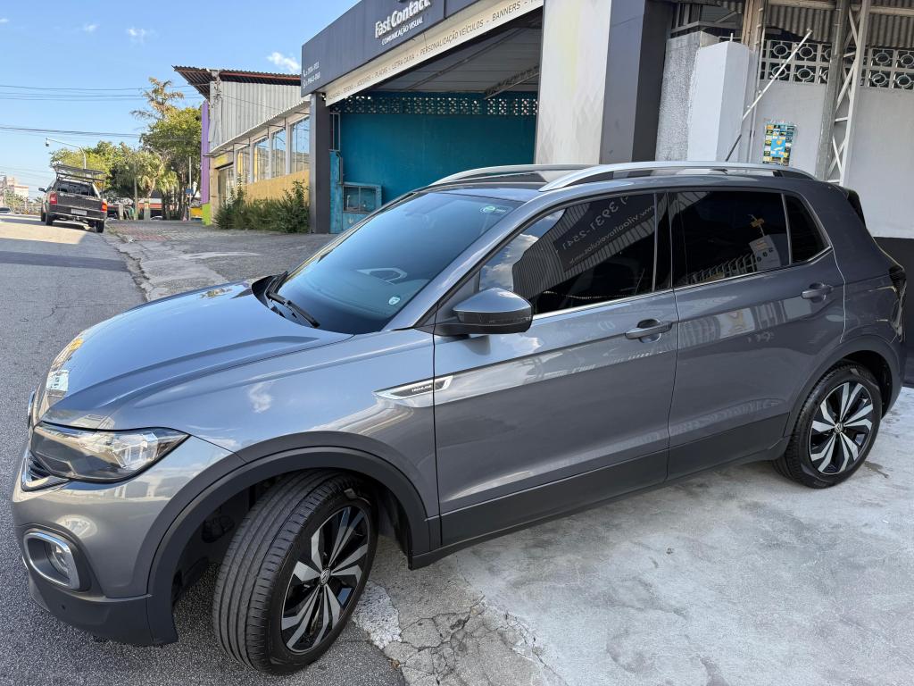 VOLKSWAGEN T-Cross - Foto