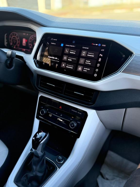 VOLKSWAGEN T-Cross - Foto