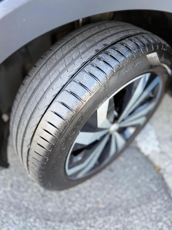 VOLKSWAGEN T-Cross - Foto