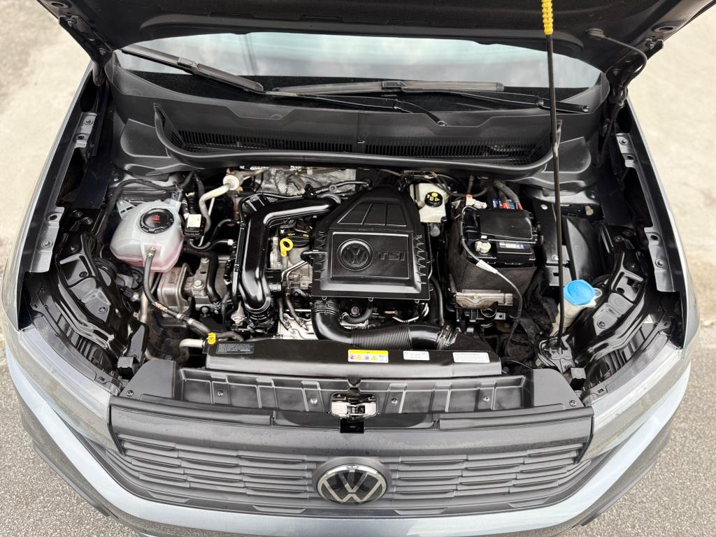 VOLKSWAGEN T-Cross - Foto
