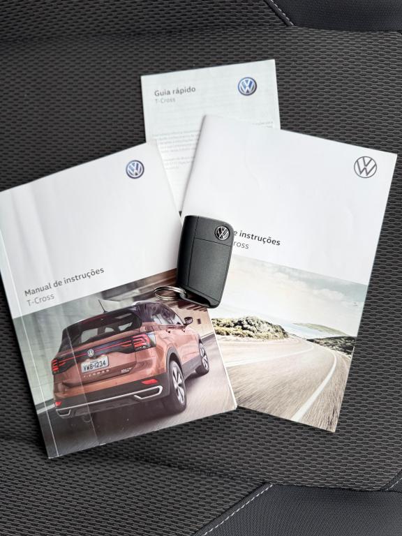 VOLKSWAGEN T-Cross - Foto